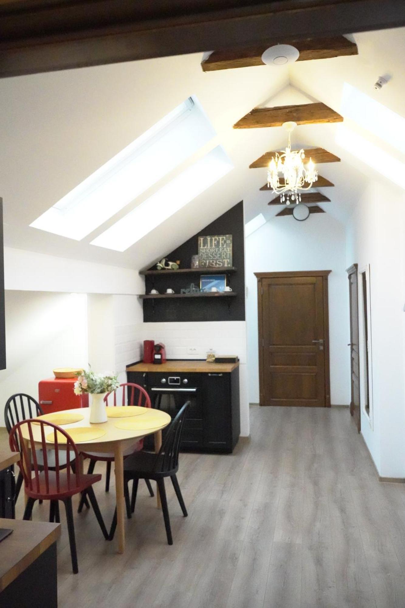 Nikolas Haus Brasov Luaran gambar